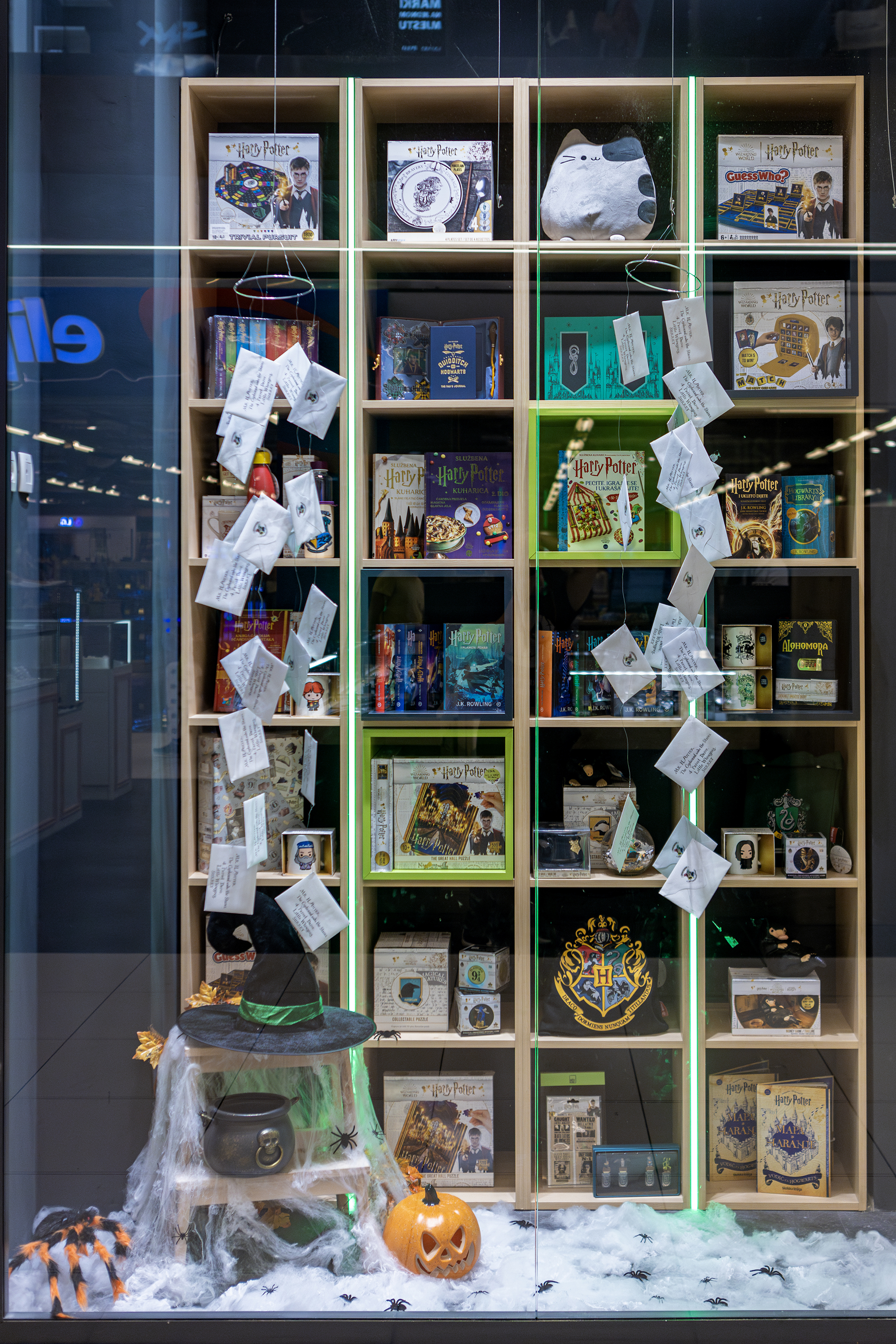 Noc-Harryja-Pottera_web_2024101940